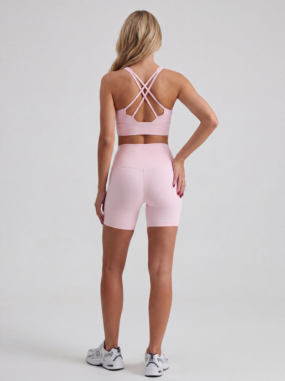 Contour Short